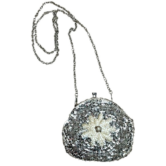 Vintage Silver Sequin and Bead Floral Kisslock Coin Pouch Crossbody Mini Bag - Picture 10 of 11